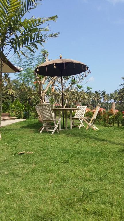 Pondok Tulasi Semaya House กีอันยาร์ ภายนอก รูปภาพ