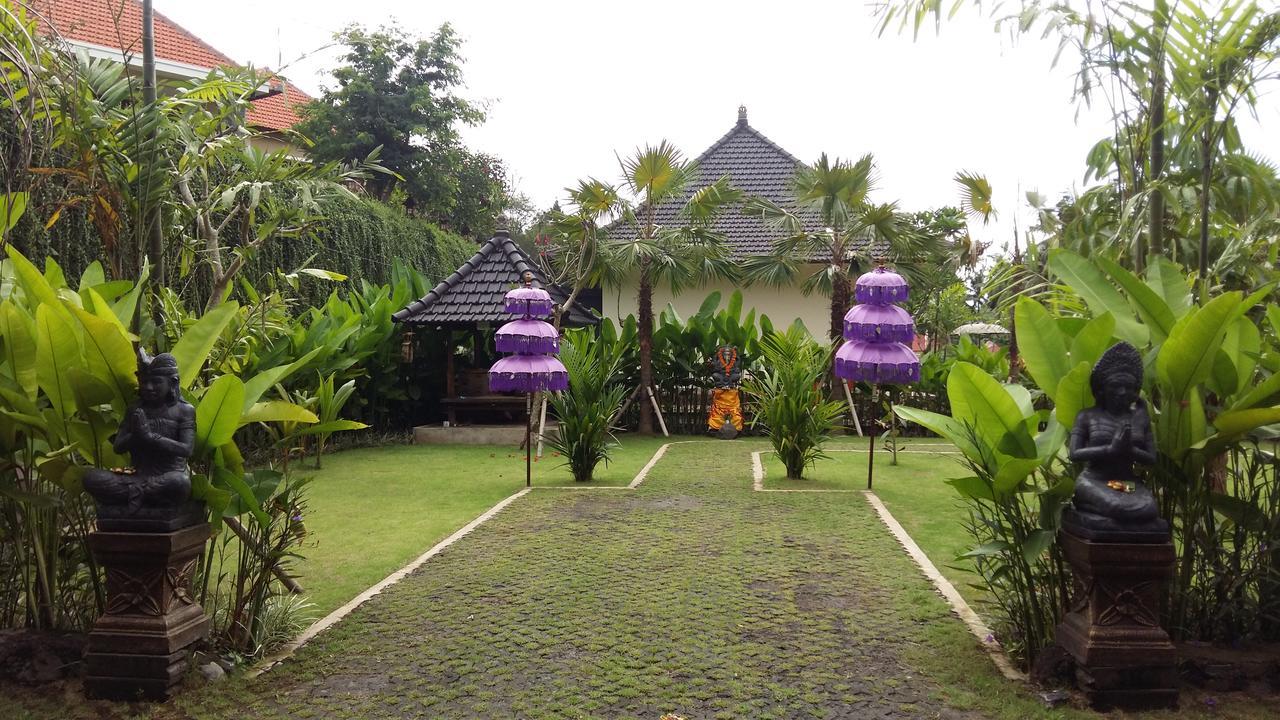 Pondok Tulasi Semaya House กีอันยาร์ ภายนอก รูปภาพ