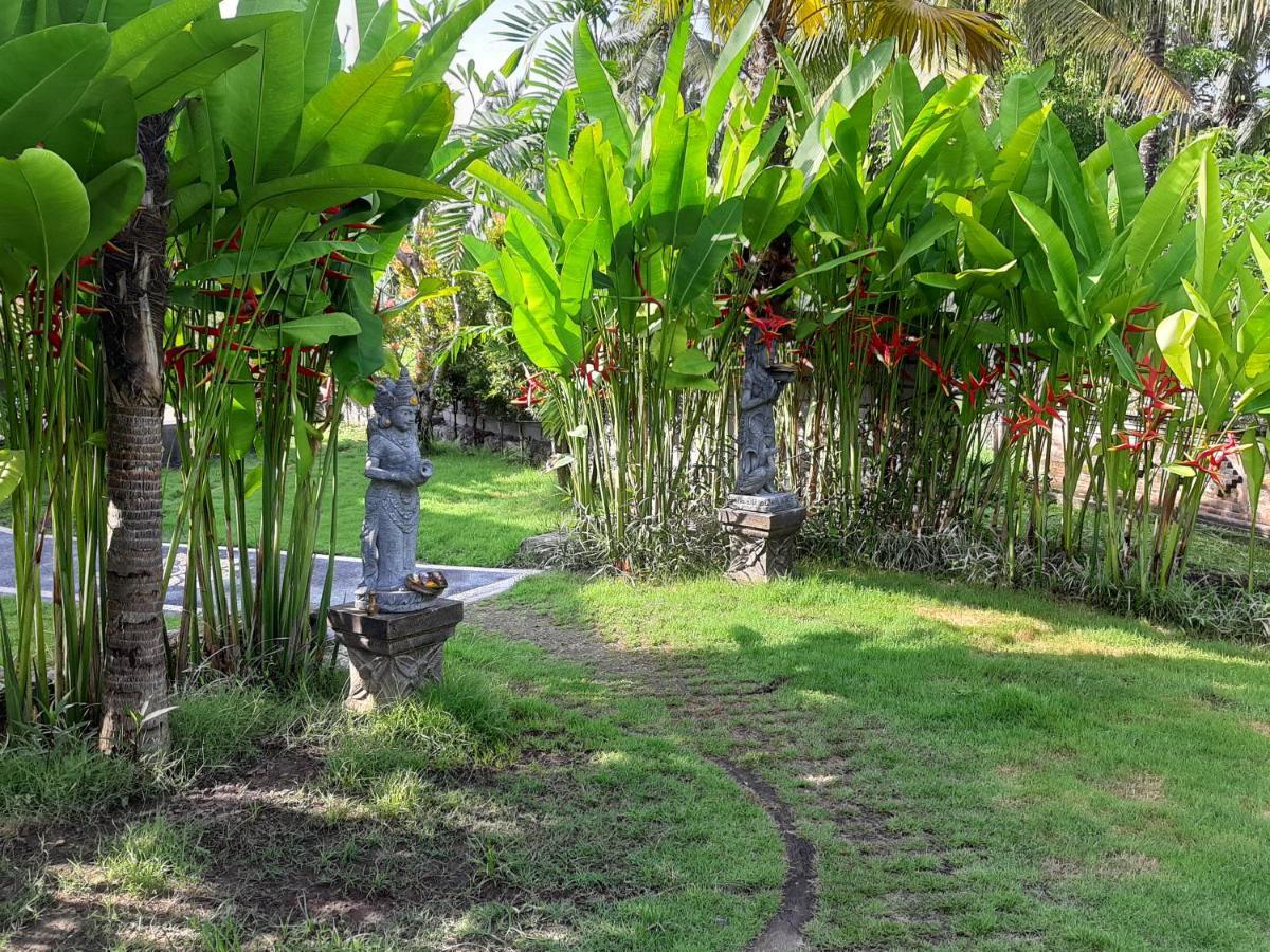 Pondok Tulasi Semaya House กีอันยาร์ ภายนอก รูปภาพ
